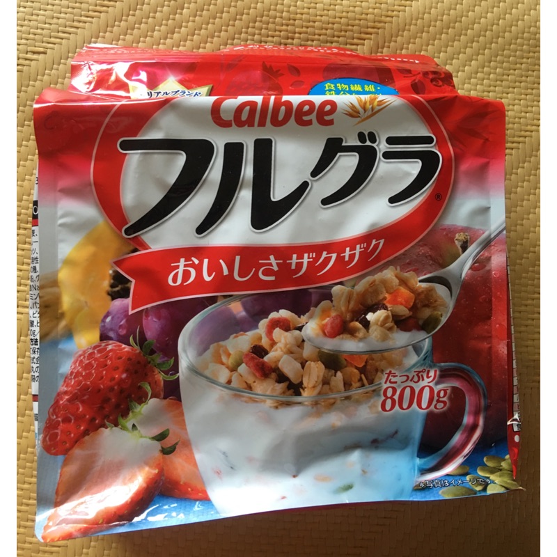 日本 calbee 水果穀物麥片 800g
