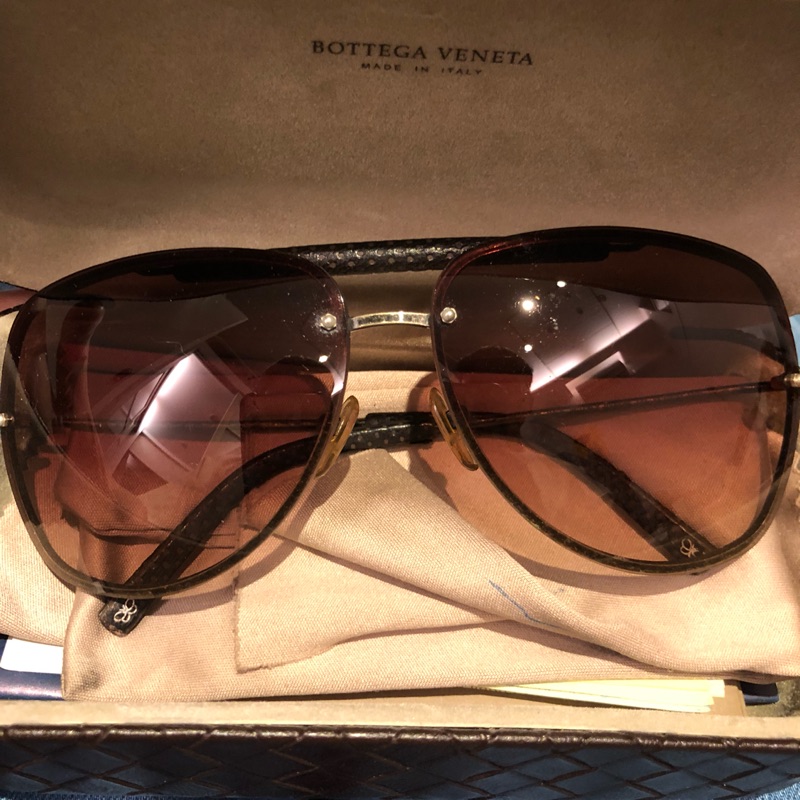 Bottega Veneta 太陽眼鏡 專櫃購買附購證 二手 BV