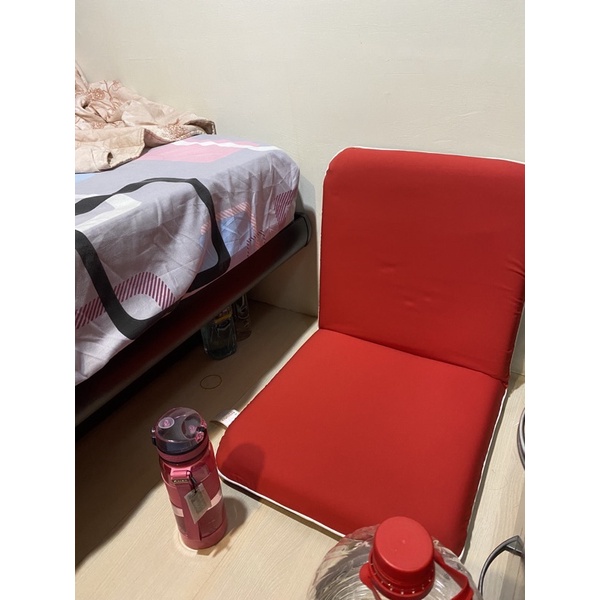 紅色折疊和室椅（捷運海山站面交）