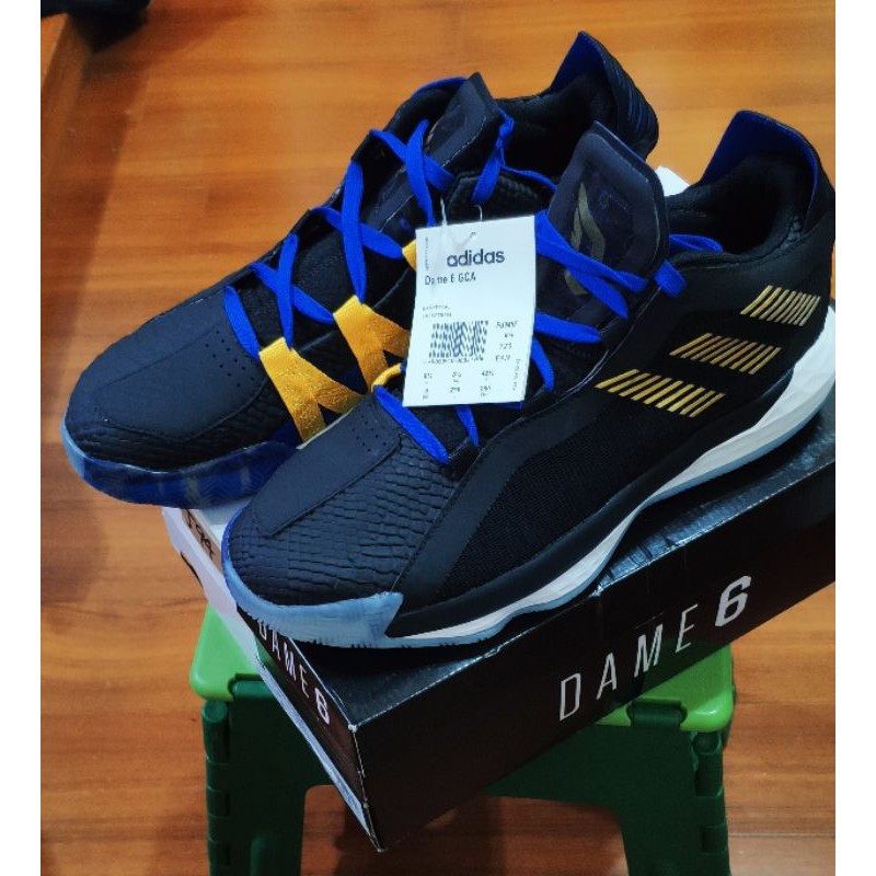 adidas Dame6 GAC陰陽配色，類皮革材質，實戰好鞋，us9偏大半號