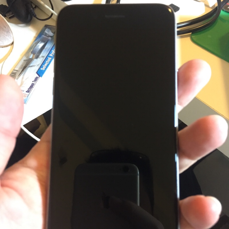 iPhone 6s 128g 二手裸機一台，正常使用痕跡