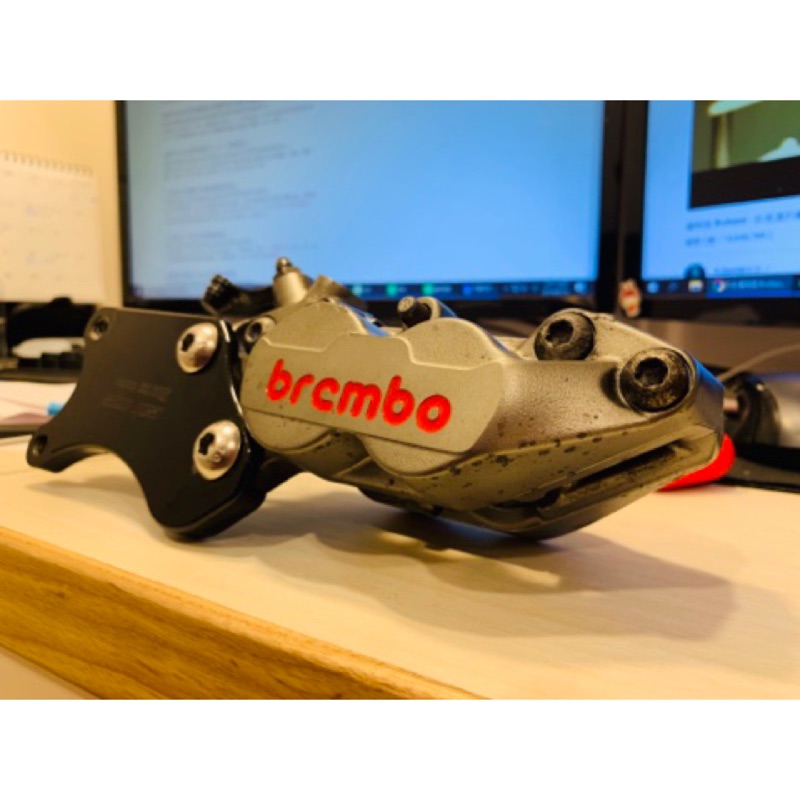 GOGORO 正 brembo 前對四 後對二 卡鉗 含卡座 油管 超新 小螃蟹 大螃蟹 後對二含來令 轉接座 卡座