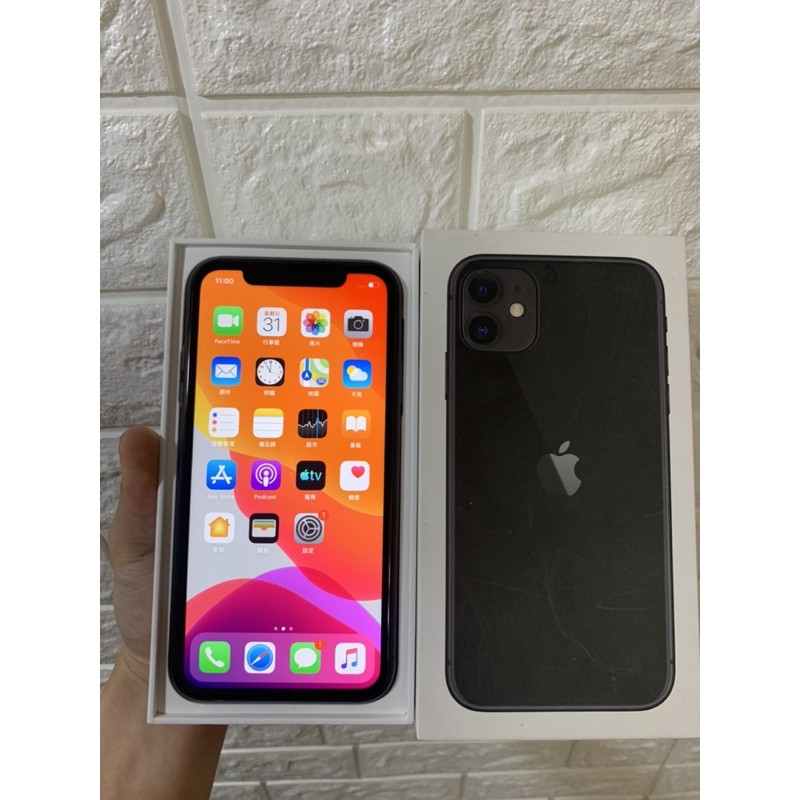 iPhone 11 64G 黑色 高雄面交13500 可貼換