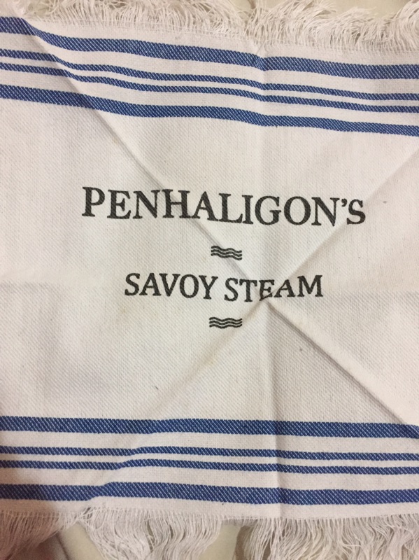Penhaligon's 潘海利根 獸首 2017 新款 香水巾 香水 方巾 貓頭鷹 絲巾 香水