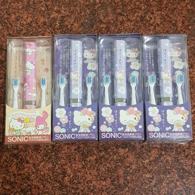 三麗鷗 Hello Kitty電動牙刷（附刷頭2支）