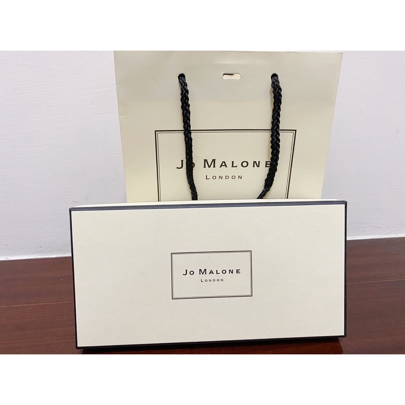 Jo Malone 年度熱銷款5入香水禮盒[青檸羅勒+小蒼蘭+黑莓+藍風鈴+鼠尾草](9mlX5)附提袋 （全新）