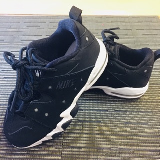Nike耐吉 15cm 鯊魚鞋