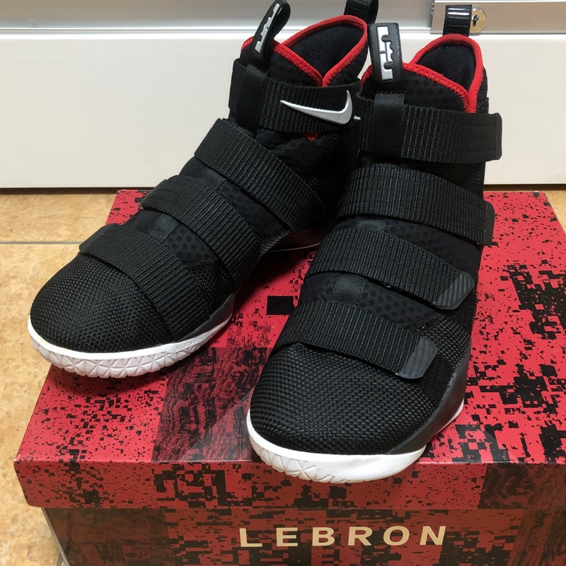 極新正品 9.5成新 Lebron Soldier XI EP US12