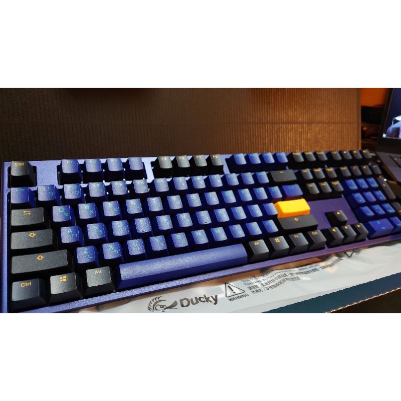 Ducky One 2 機械鍵盤 茶軸（Hirizon地平線）購入一週近全新 【含運】