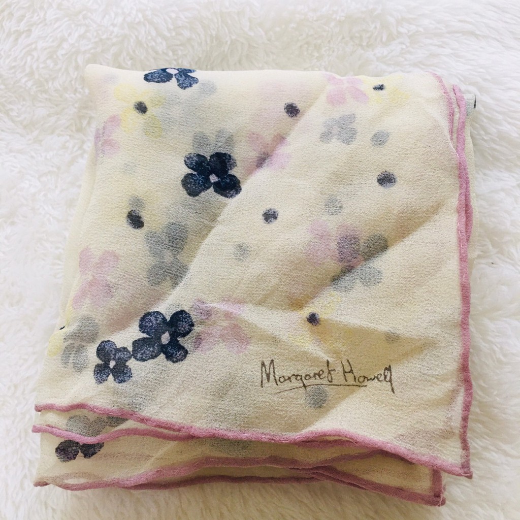 （二手）ANGLOBAL LTD. Margaret Howell 日本製 紫色邊框優雅小花圖樣透光絲巾 小方巾