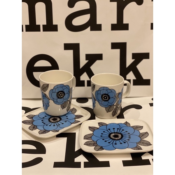 芬蘭Marimekko 極少見日本限定大薔薇 藍色盤+杯套組