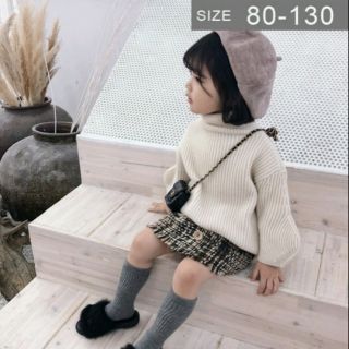 現貨 臺灣出貨 尺寸130 韓版女童毛衣。冬女童中小童百搭高領泡泡袖長袖毛衣 上衣 0241-328。鹿拉拉