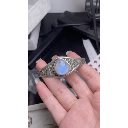 現貨🌸尼泊爾手工製作925純銀月光石手鐲/手環