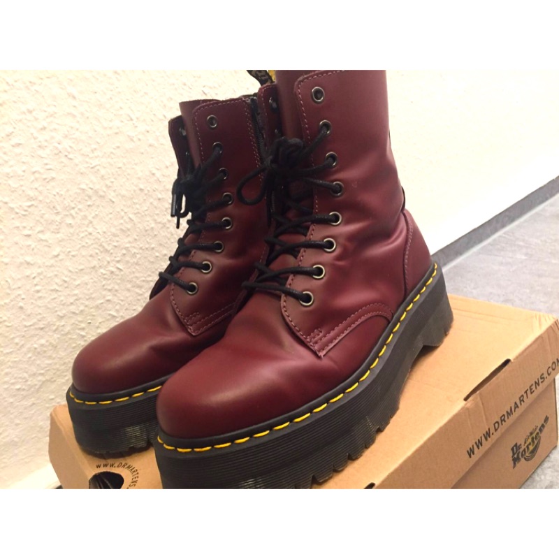 dr martens cherry red jadon