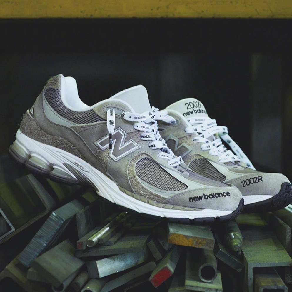 正品invincible X N Hoolywood X New Balance 02r 慢跑鞋ml02rv 蝦皮購物