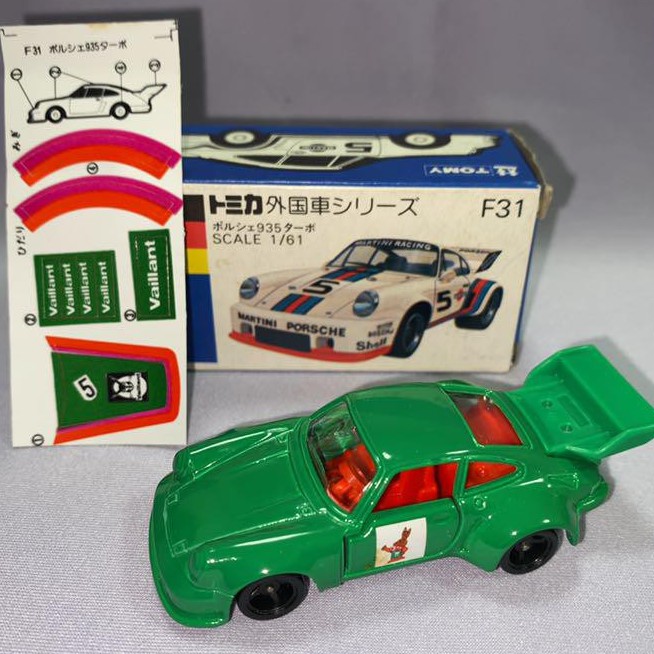 [全新稀有絕版老品] 1/64 Tomica F31 Porsche 935 Turbo  (含貼紙)