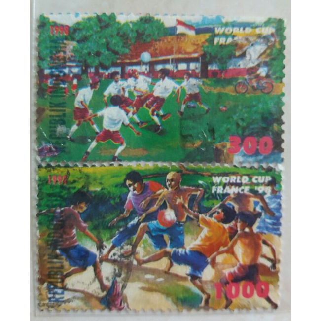 1998 年世界杯郵票一套 2 件二手