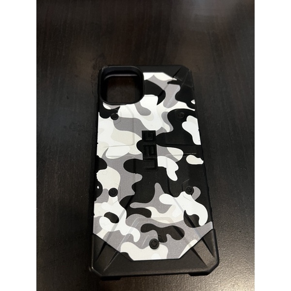 UAG-iphone 11 pro max(6’5寸）黑白迷彩款 原廠正品 8成新
