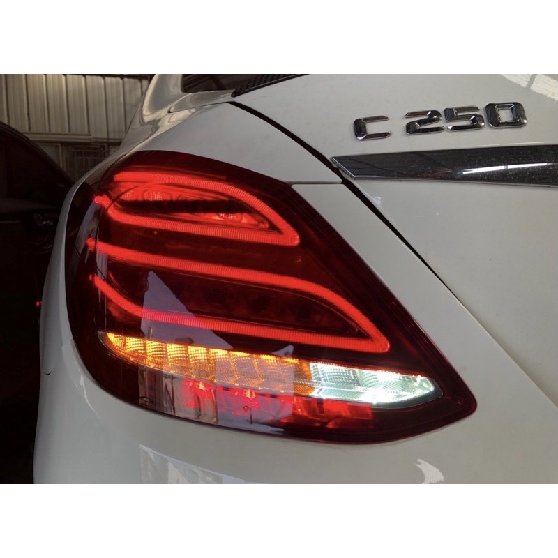 《霍克國際》Benz W205 歐規 OEM 低配改高配led尾燈 (全新)
