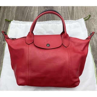 全新專櫃正品~LONGCHAMP LE PLIAGE CUIR小羊皮寬背帶折疊水餃包/斜背包(紅色M號)