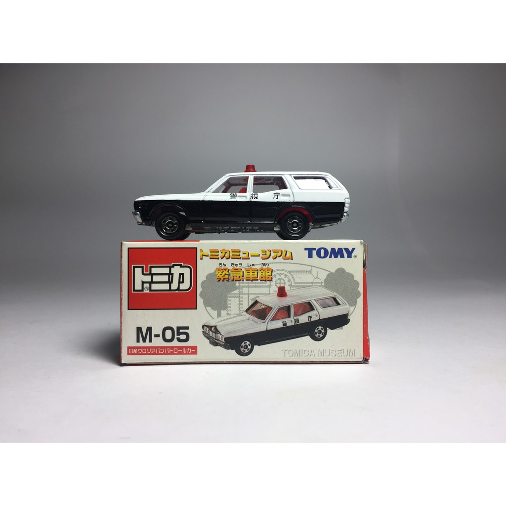 絕版逸品【TOYEE】TOMICA M-05 NISSAN GLORIA VAN 警視廳 警車(可掀背)