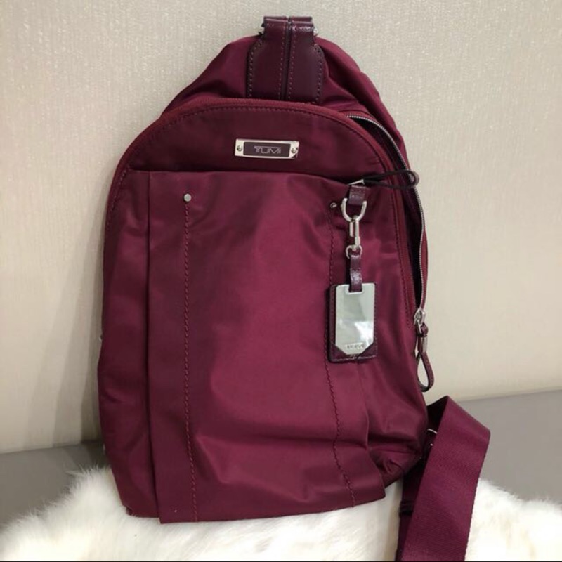 免運  TUMI 全新品斜背包