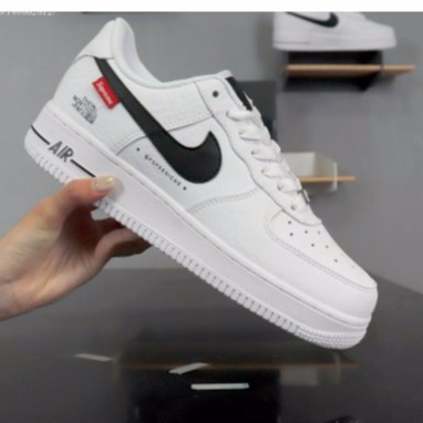 air force 1 north face supreme