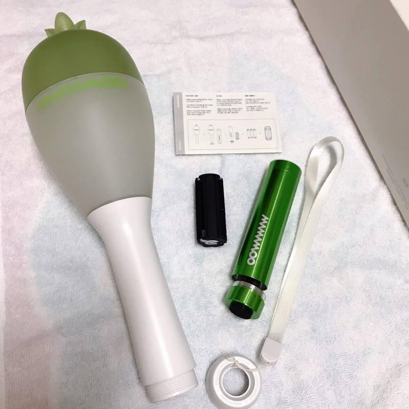 已保留勿下標 Mamamoo 官方一代應援棒手燈蘿蔔棒附貼紙 蝦皮購物