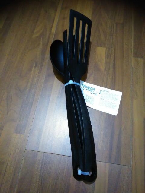 IKEA  GNARP 廚房用具 3件組 黑色
 不傷不沾鍋具 烹飪夾子 鍋鏟 湯匙 強化聚醯胺塑膠