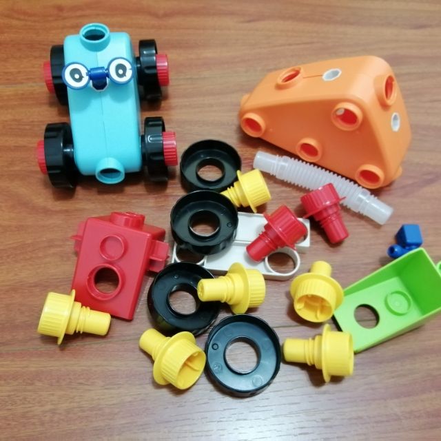 巧虎二手玩具組裝汽車遊戲組