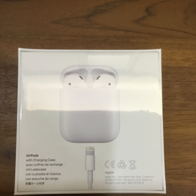 全新未拆封Apple AirPods 無線藍芽耳機第二代有線充電版 2019年製台灣公司貨