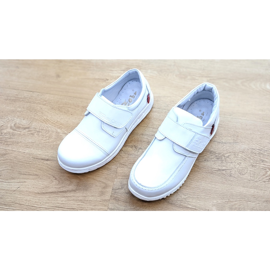 [鸚鵡鞋鋪]Zobr路豹 超輕量底白色醫護護士鞋 彈力乳膠氣墊真皮休閒鞋