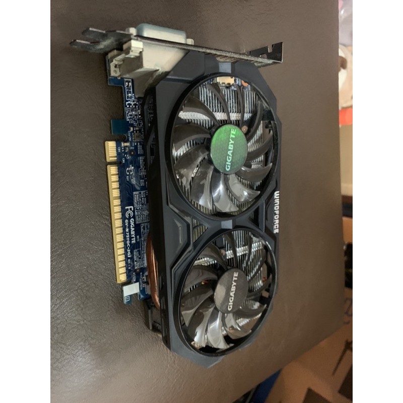 ｛功能正常｝技嘉 GTX 750 TI 2G DDR5