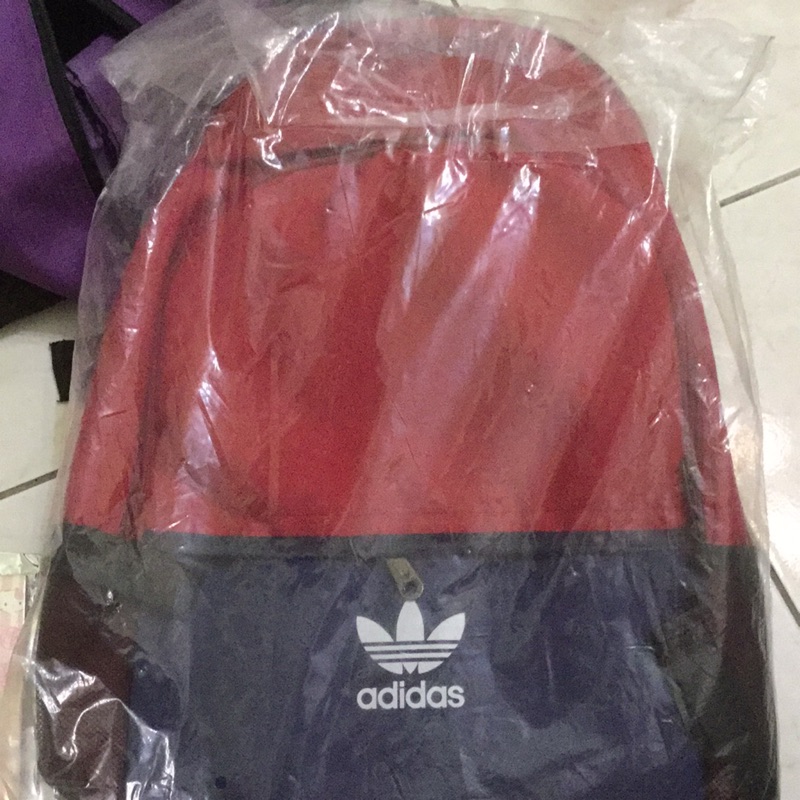 adidas書包後背包🎒