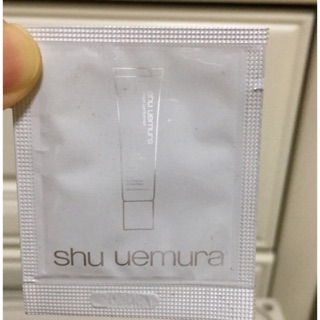 植村秀極保濕輕感防護乳 SPF50 PA+++