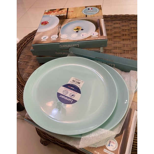 (A)法國 樂美雅雙盤組 水藍色 一盒2 入25cm 餐盤 法國瓷盤 (B)LocknLock樂扣耐熱 股東會紀念品