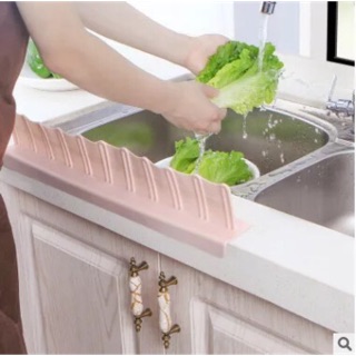格軒吸盤式水池擋水板創意廚房小用品 家用水槽防濺水隔水擋板