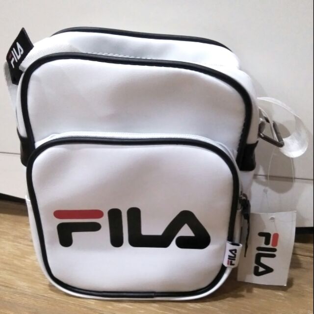 《現貨》潮牌 FILA 白色側背包🎒