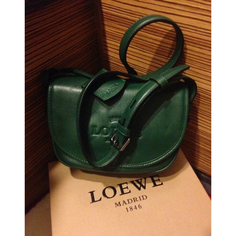 Loewe小包