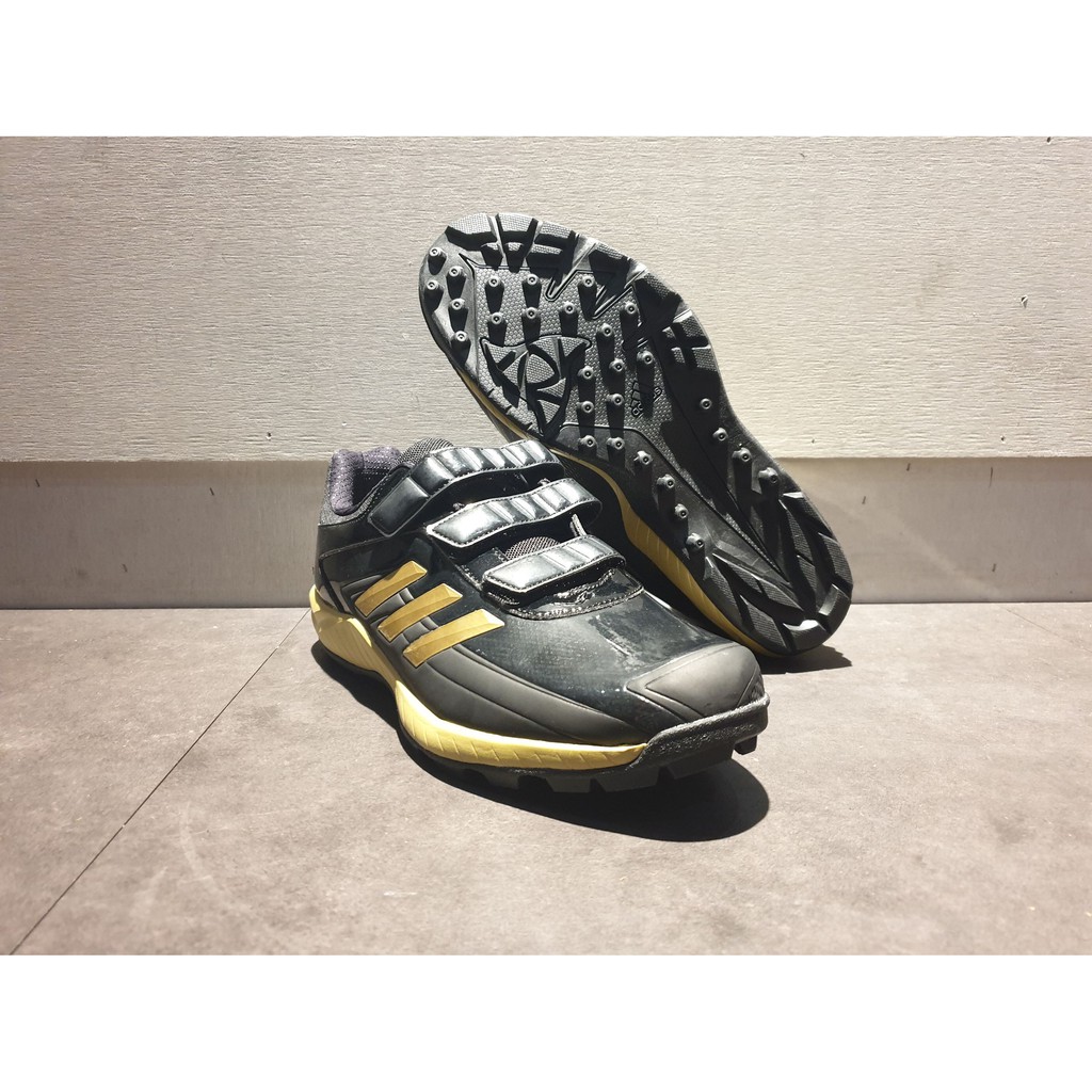 【熱火體育】Adidas 日本進口 adiPURE TR AC 棒壘球 訓練/教練鞋 黑/金  EG2404