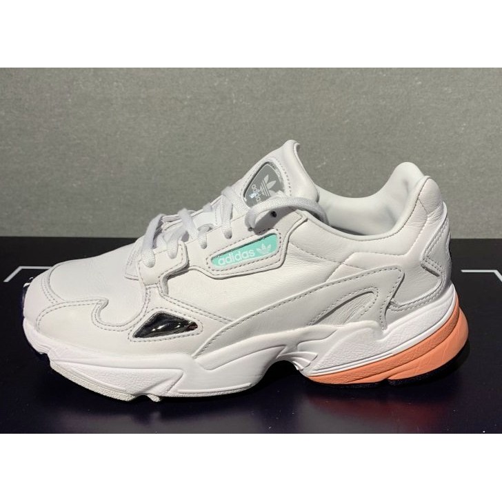 adidas falcon b37845