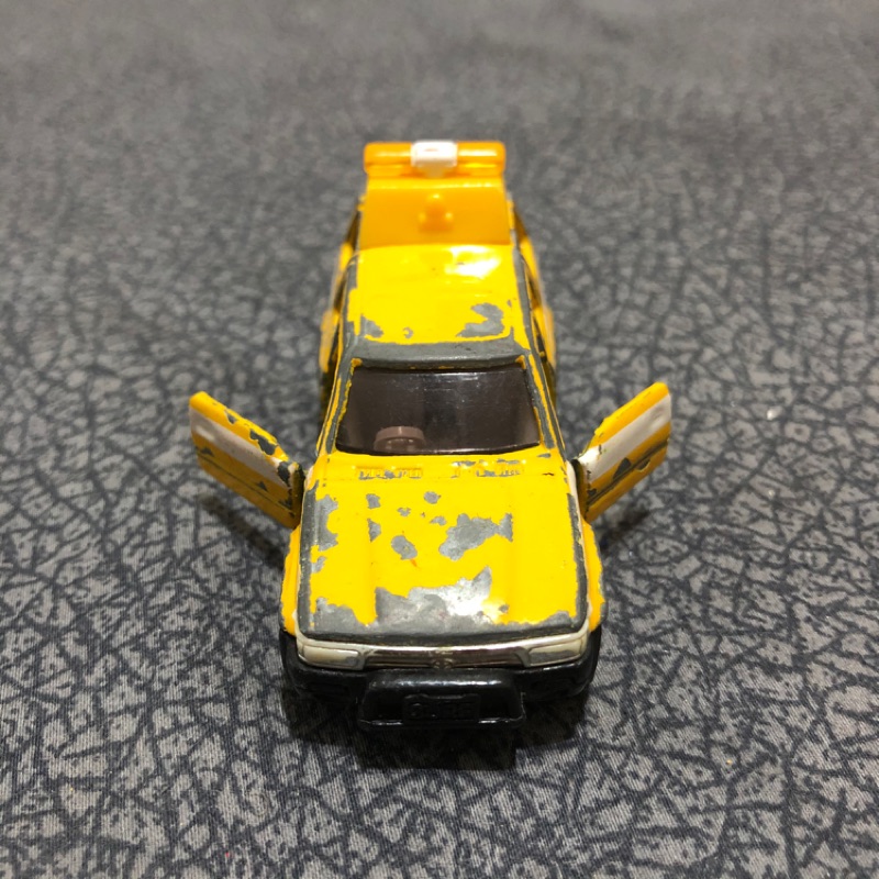 Tomica TOYOTA HILUX SURF（1992年）