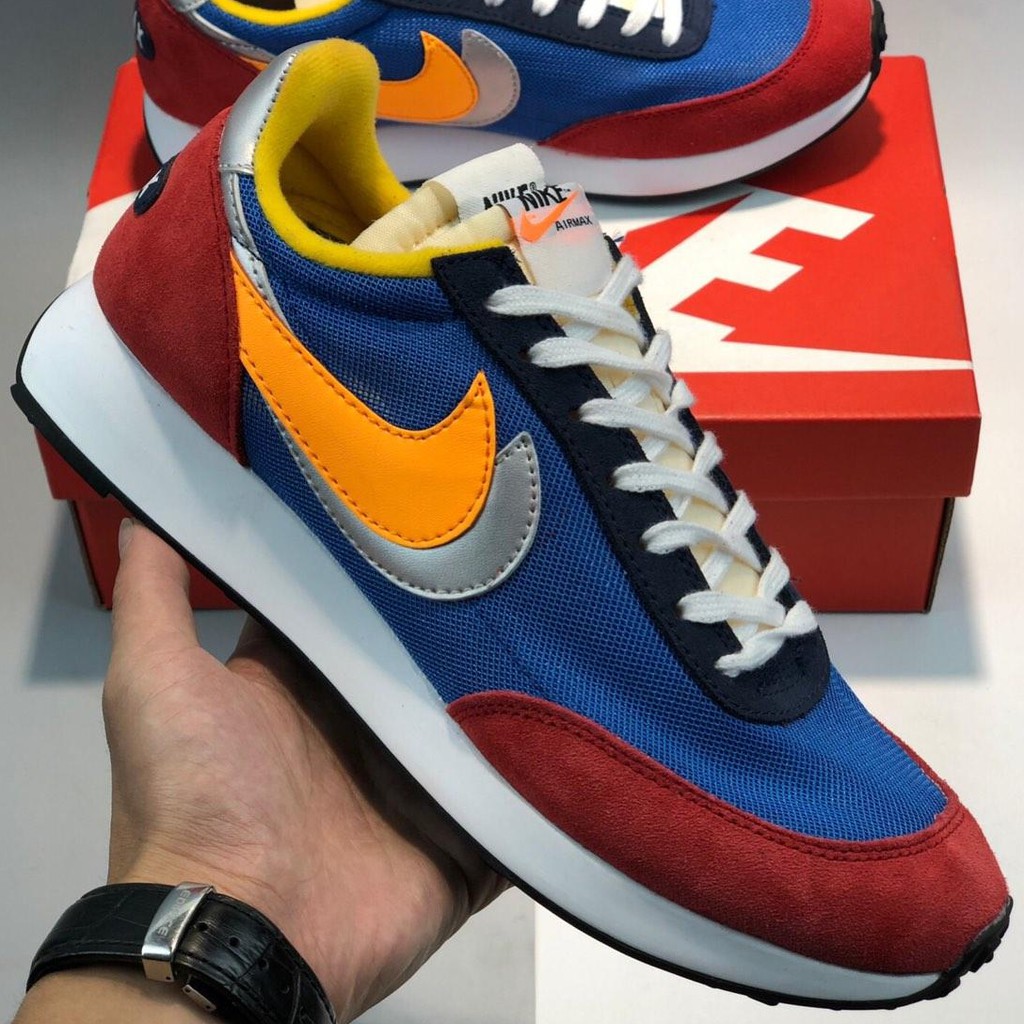 nike tailwind sacai