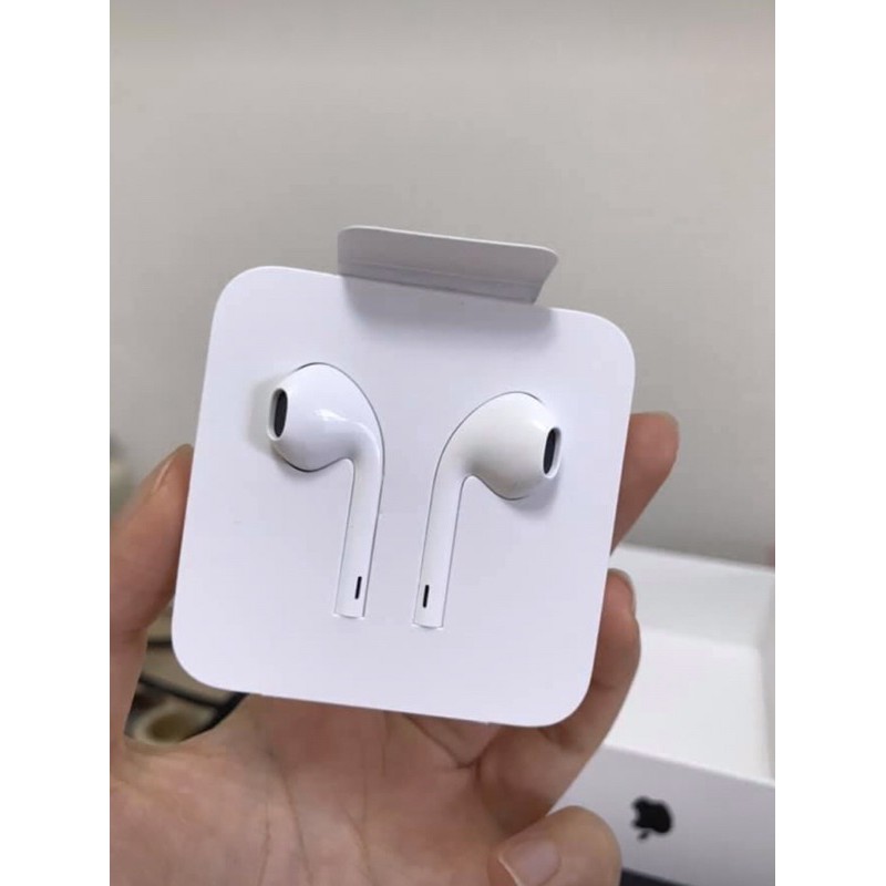 全新Apple EarPods 具備 Lightning 連接器