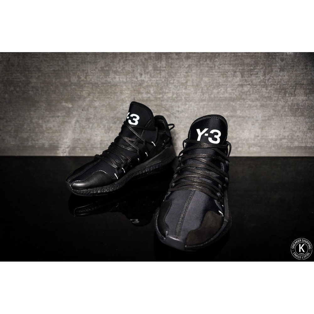 y3 kusari triple black
