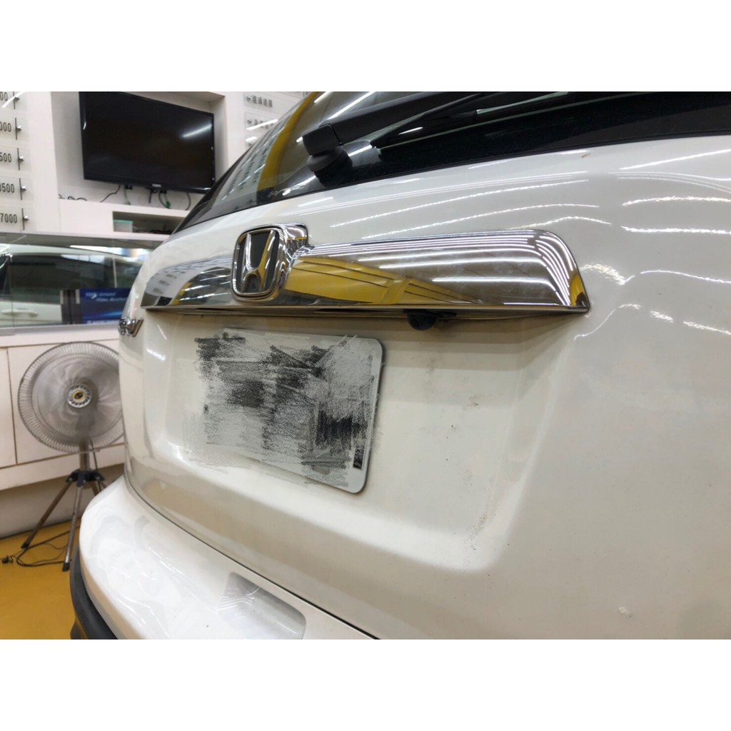 銳訓汽車配件精品 HONDA CRV3 安裝 170度超廣角倒車鏡頭 崁入鏡頭 倒車顯影
