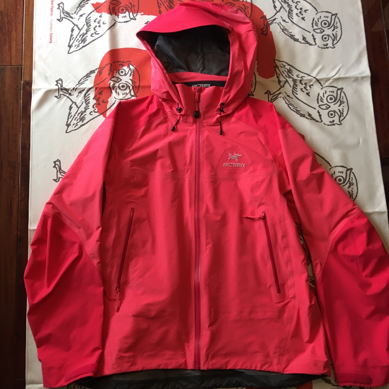 始祖鳥 Arcteryx Gore-Tex Pro 外套