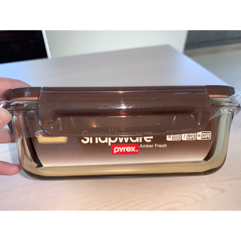 康寧密扣琥珀色耐熱玻璃保鮮盒（全新）可微波電鍋烤箱冷藏