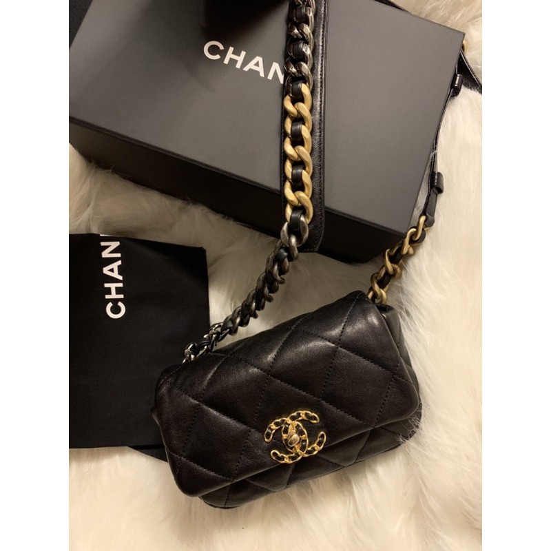 Chanel 19腰包