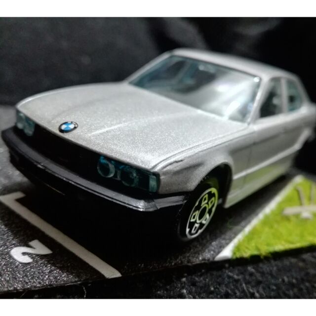 C.M.F@絕版老車模 義大利原廠製 1/43 bburago burago BMW 535i 銀粉